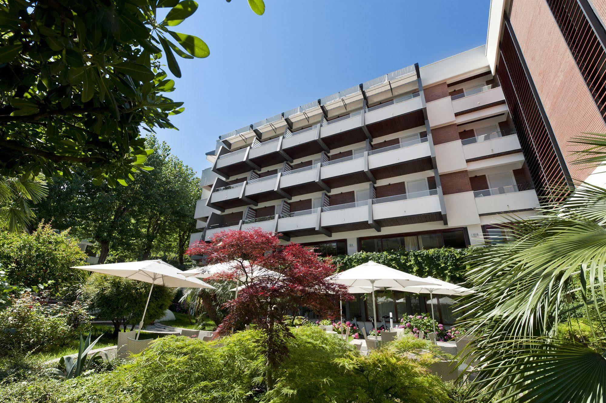 Hotel Alexander ガビッチェ・マーレ エクステリア 写真