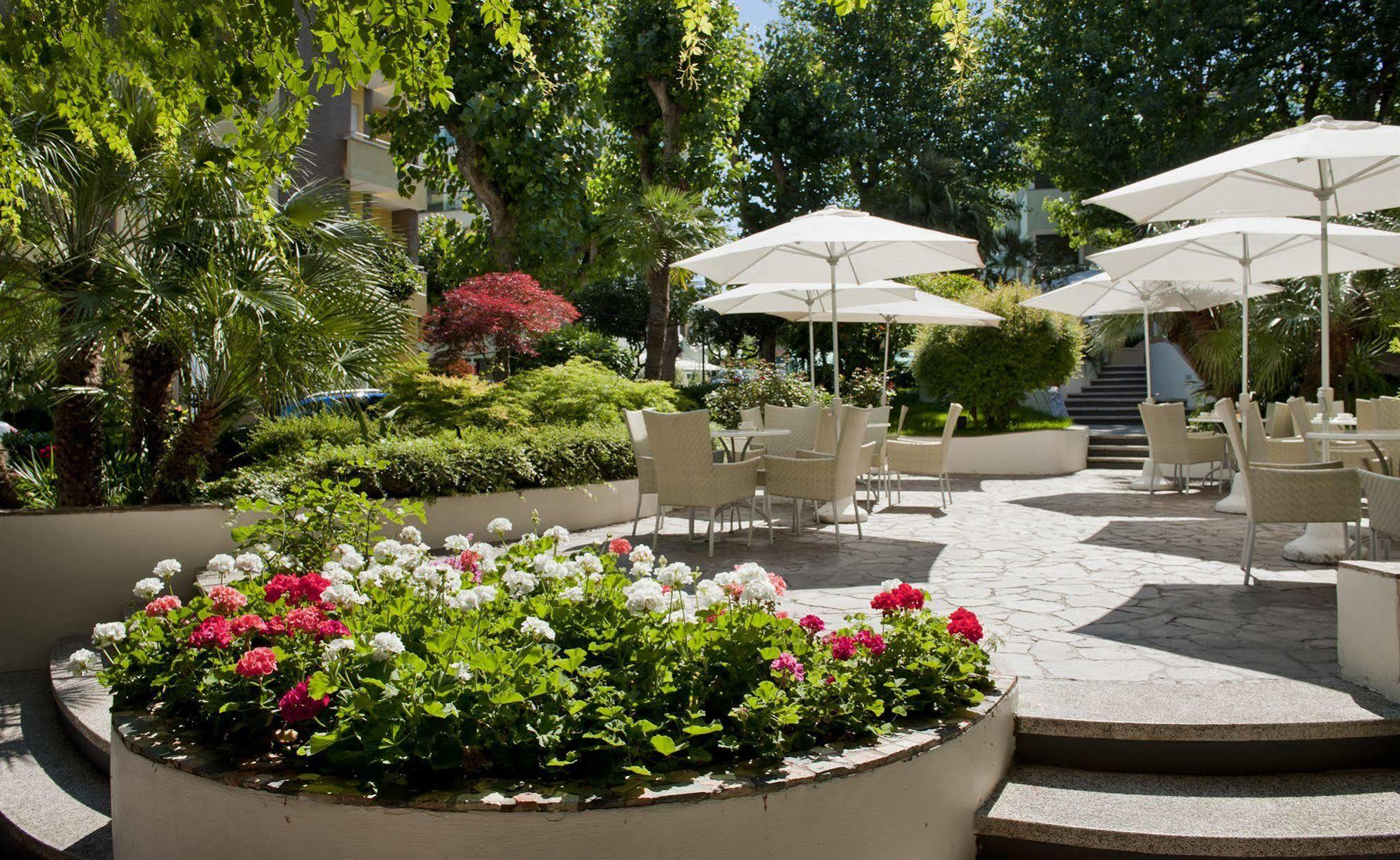 Hotel Alexander ガビッチェ・マーレ エクステリア 写真