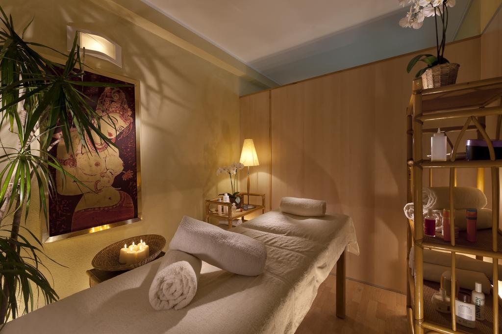 Hotel Alexander ガビッチェ・マーレ エクステリア 写真